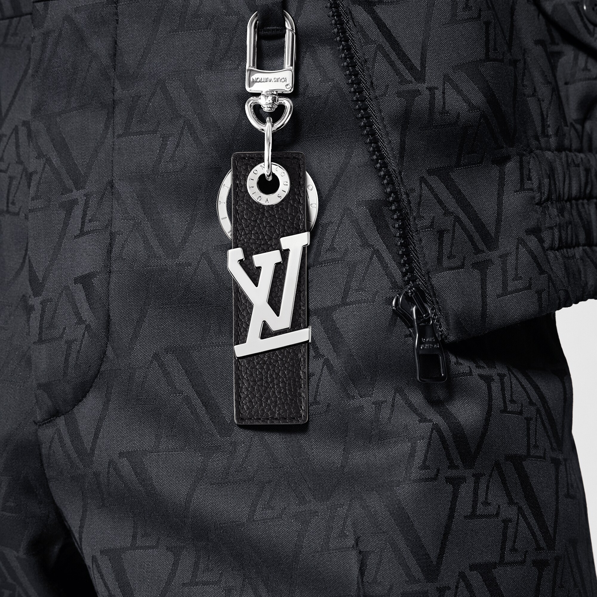 キーホルダー・タブ LV オブリーク キーホルダー・タブ LV オブリーク